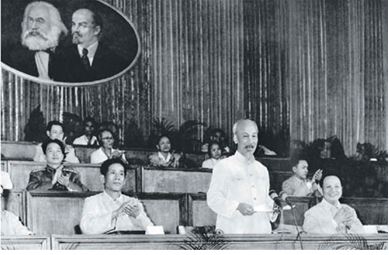 Lý thuyết Lịch sử 12 bài 21: Xây dựng xã hội chủ nghĩa ở miền Bắc, đấu tranh chống đế quốc Mĩ và chính quyền Sài Gòn ở miền Nam (1954-1965)