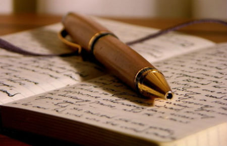 Tả cây bút máy lớp