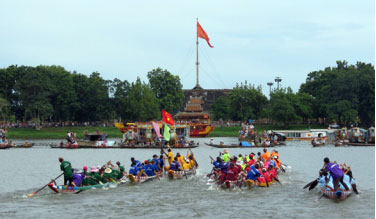 Thuyết minh về lễ hội dân gian
