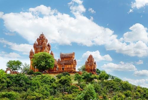 Thuyết minh về Tháp Poklong Garai