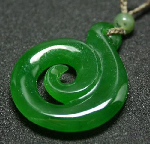 Bình luận câu cổ ngữ: Ngọc vô cùng quý giá, nhưng ngọc tâm hồn còn quý giá hơn nhiều