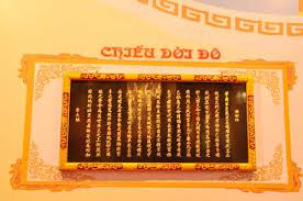 Dựa vào các văn bản Chiếu dời đô của Lý Công Uẩn và Hịch tuớng sĩ hãy nêu suy nghĩ của em về vai trò của những người lãnh đạo anh minh.