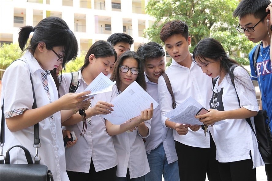 Bộ đề thi Đánh giá năng lực năm 2019 Đại học Quốc gia - TP Hồ Chí Minh