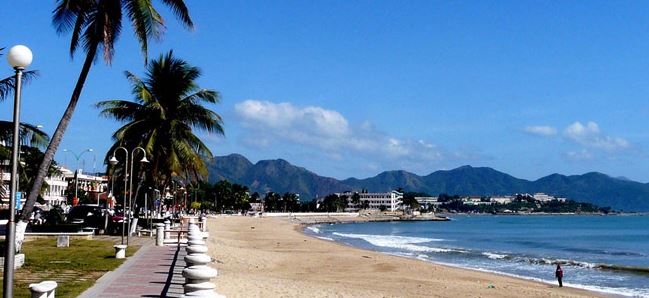 Tập làm văn lớp 2: Viết đoạn văn tả cảnh biển buổi sáng