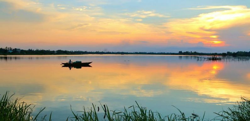 “Thế giới Kinh Bắc” trong bài thơ Bên kia sông Đuống của tác giả Hoàng Cầm