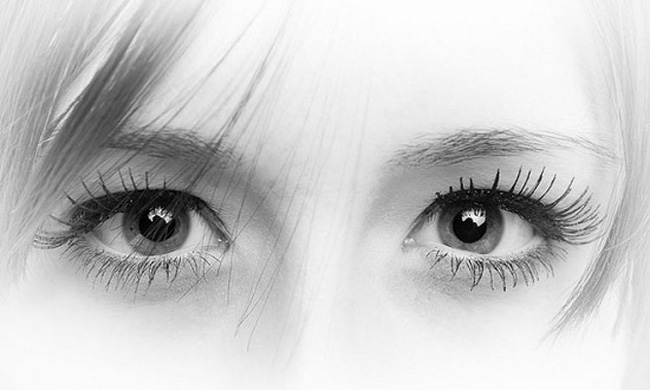 Bình luận cách nhìn của Nam Cao về người nông dân qua tác phẩm đôi mắt