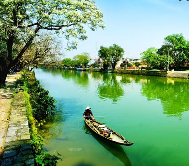 Văn mẫu lớp 5: Tả dòng sông quê hương em