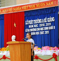 Bài cảm nghĩ trong lễ bế giảng của học sinh lớp 9