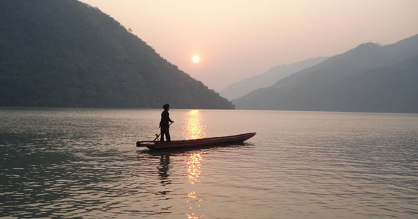 Hình tượng người lái đò và nhân vật Huấn Cao