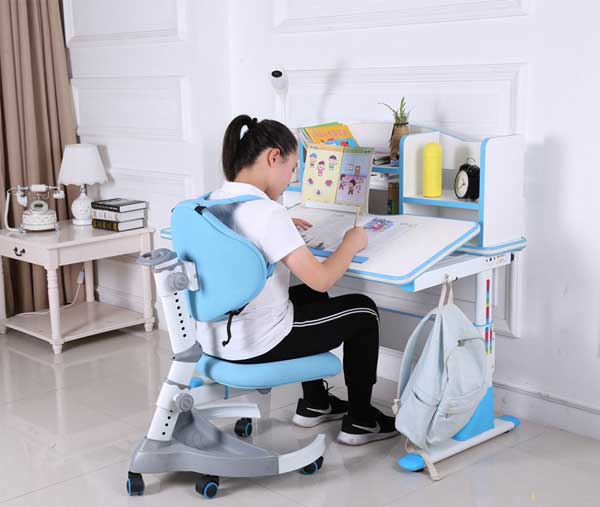 Bàn ghế học sinh tiểu học