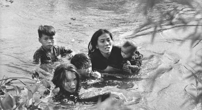 những đứa con trong gia đình