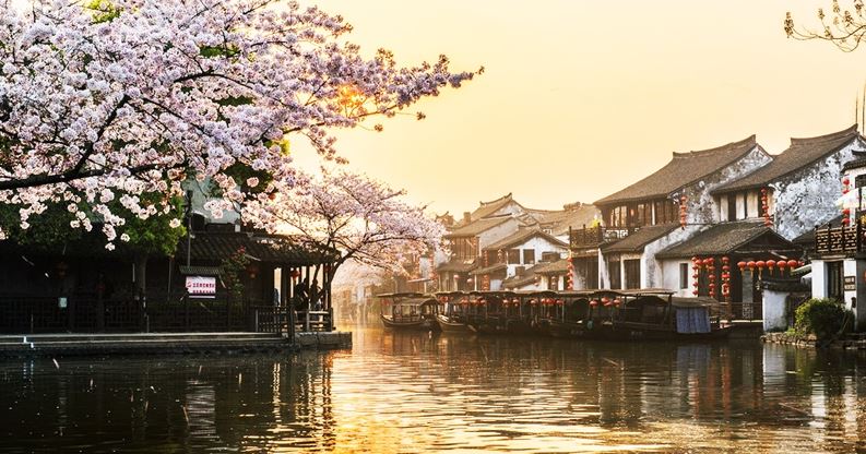 nước chảy đá mòn