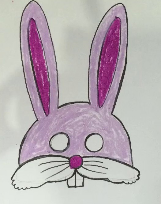 Soạn Mĩ thuật lớp 8 Bài 15: Vẽ trang trí – Tạo dáng và trang trí mặt nạ