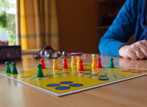 Trắc nghiệm từ vựng Unit 1 lớp 7: My hobbies