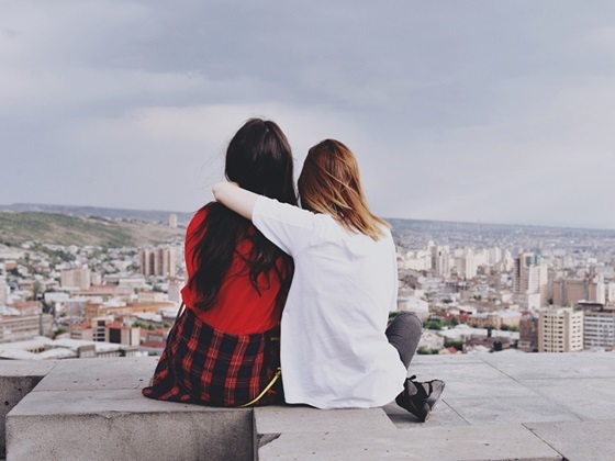 Dàn ý bài tập làm văn số 1 lớp 7 - Đề 4: Miêu tả chân dung một người bạn thân