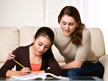 Lưu ý để dạy con ở lứa tuổi THCS, THPT thành công