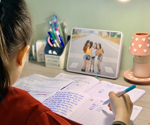 Viết thư cho bạn để làm quen và thi đua học tốt