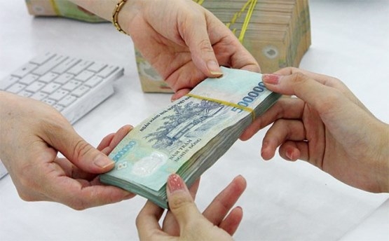 NLĐ được thưởng tết, lương tháng 13 có phải đóng thuế TNCN?