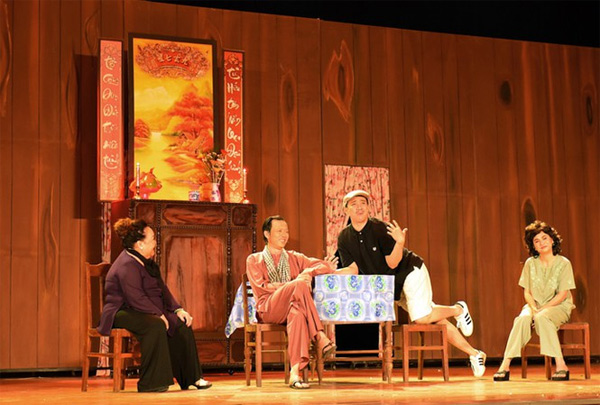 Tả nghệ sĩ Hoài Linh