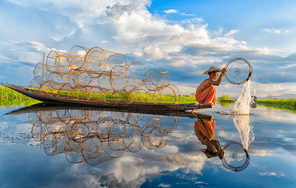 Viết đoạn văn miêu tả cảnh sông nước lớp 5