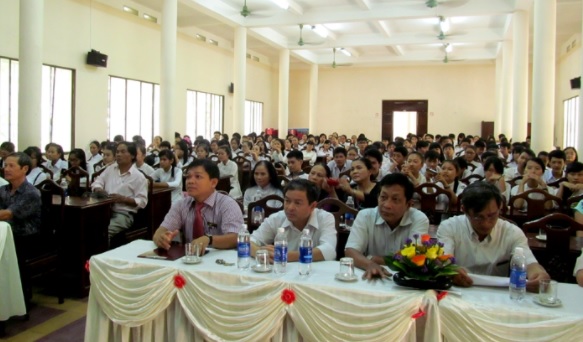 Khối Chuyên ĐH Khoa Học Huế