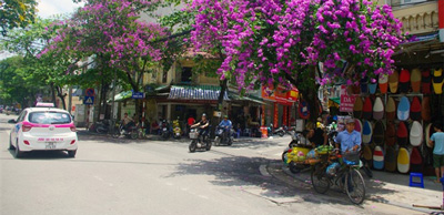 Tả con đường từ nhà đến trường lớp 6