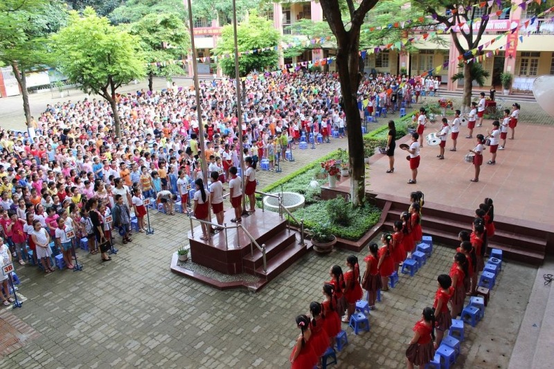 Tả buổi chào cờ đầu tuần