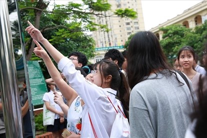 Hà Nội chính thức lùi lịch thi lớp 10