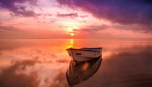 Tả cảnh mặt trời mọc trên quê hương em