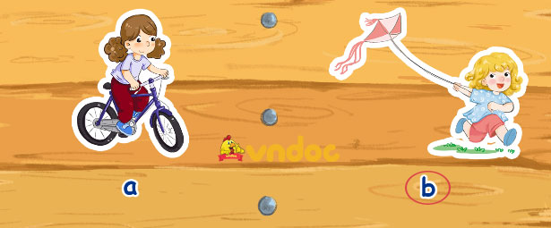 Giải SBT Unit 2 lớp 2 In the backyard