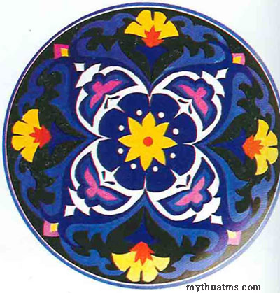 Trang tr&iacute; h&igrave;nh tr&ograve;n