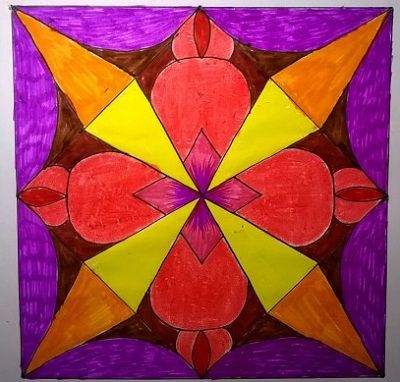 Vẽ trang tr&iacute; họa tiết h&igrave;nh vu&ocirc;ng đơn giản