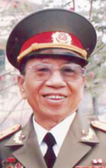 Bài 24B: Người chiến sĩ tình báo