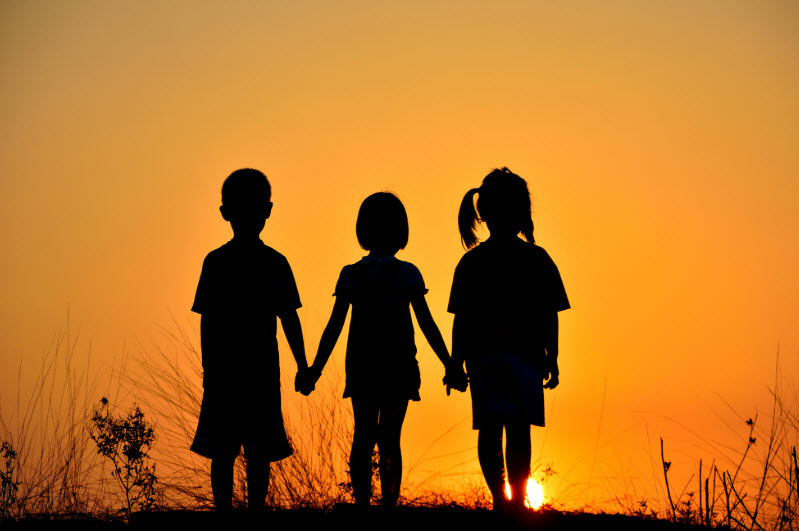 Kỷ niệm với người bạn tuổi thơ