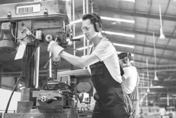 Đề thi Tiếng Anh lớp 3 học kì 2 sách Global Success