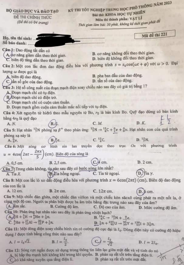 Đề thi Lý THPT Quốc gia 2023