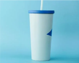 Cốc nhựa