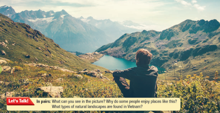 Tiếng Anh 11 Smart World Unit 7 Lesson 2