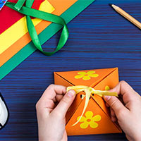 Giáo án Tin học 5 Bài 8B: Làm sản phẩm thủ công theo video hướng dẫn