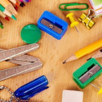 Giáo án Tiếng Việt 2 Bài 16: Viết đoạn văn tả đồ dùng học tập. Đọc mở rộng