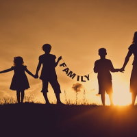 Giáo án Hoạt động trải nghiệm 3 Tuần 24 Chủ đề 7: Yêu thương gia đình, quý trọng phụ nữ