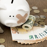 Giáo án Đạo đức 4 Bài 8: Quý trọng đồng tiền